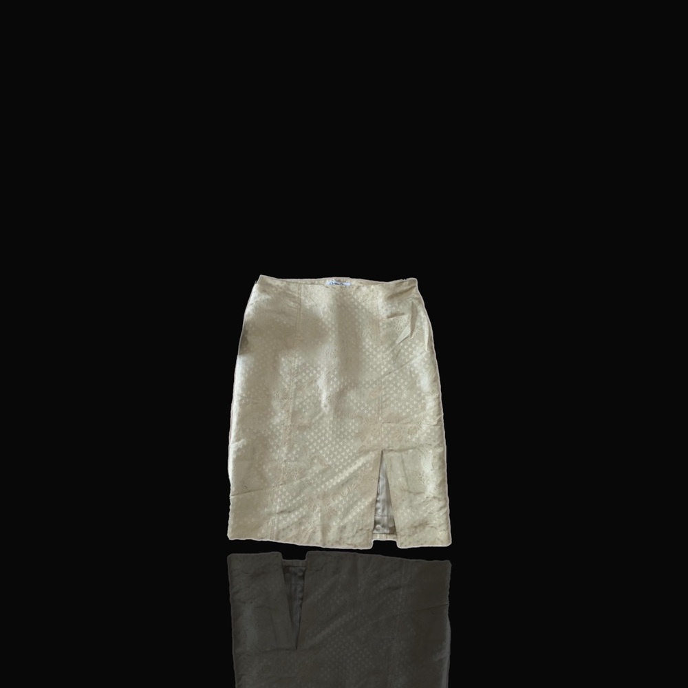 Tan Dior boutique skirt